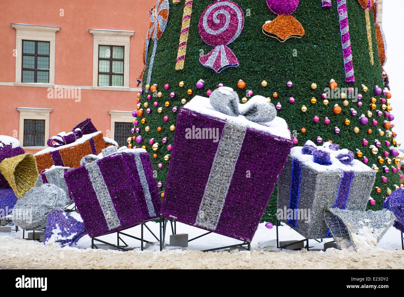 large scale christmas decorations in castle square warsaw poland stock image - Large Scale Christmas Decorations large scale christmas decorations in castle square warsaw poland stock image - Large Scale Christmas Decorations