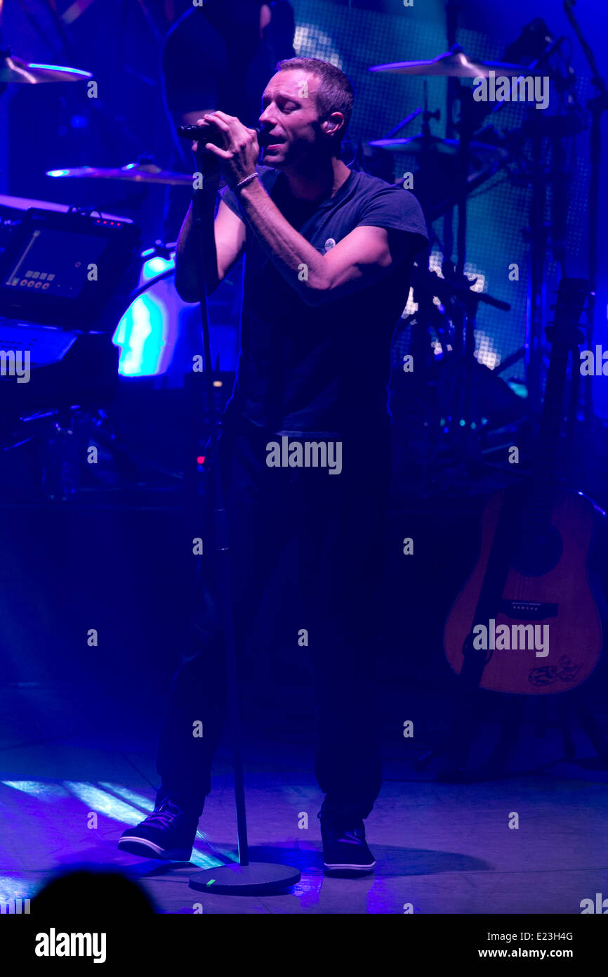 Chris Martin (COLDPLAY), June 14, 2014 MTV VMAJ (Video Music Awards