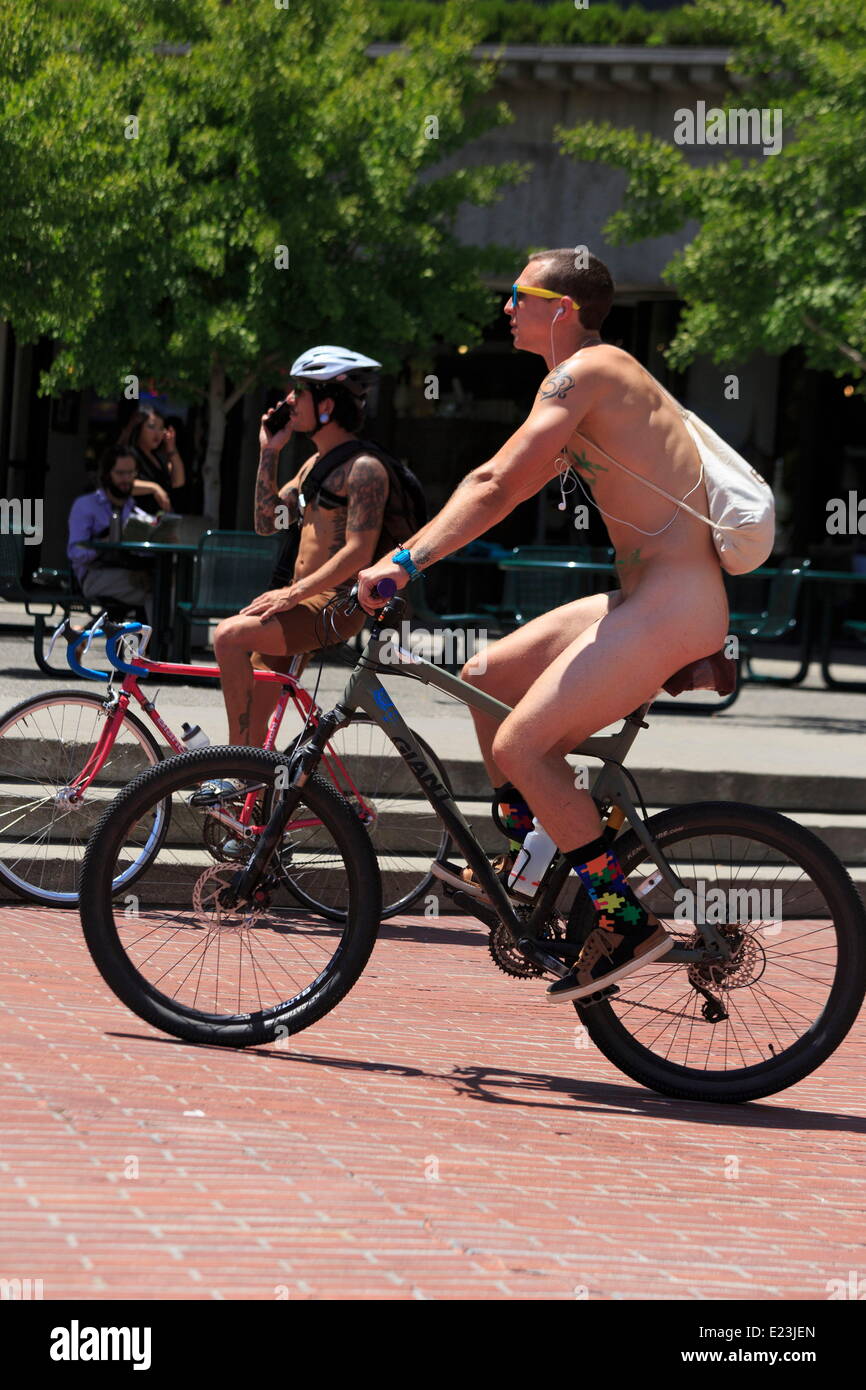 Nudist teens in San Francisco