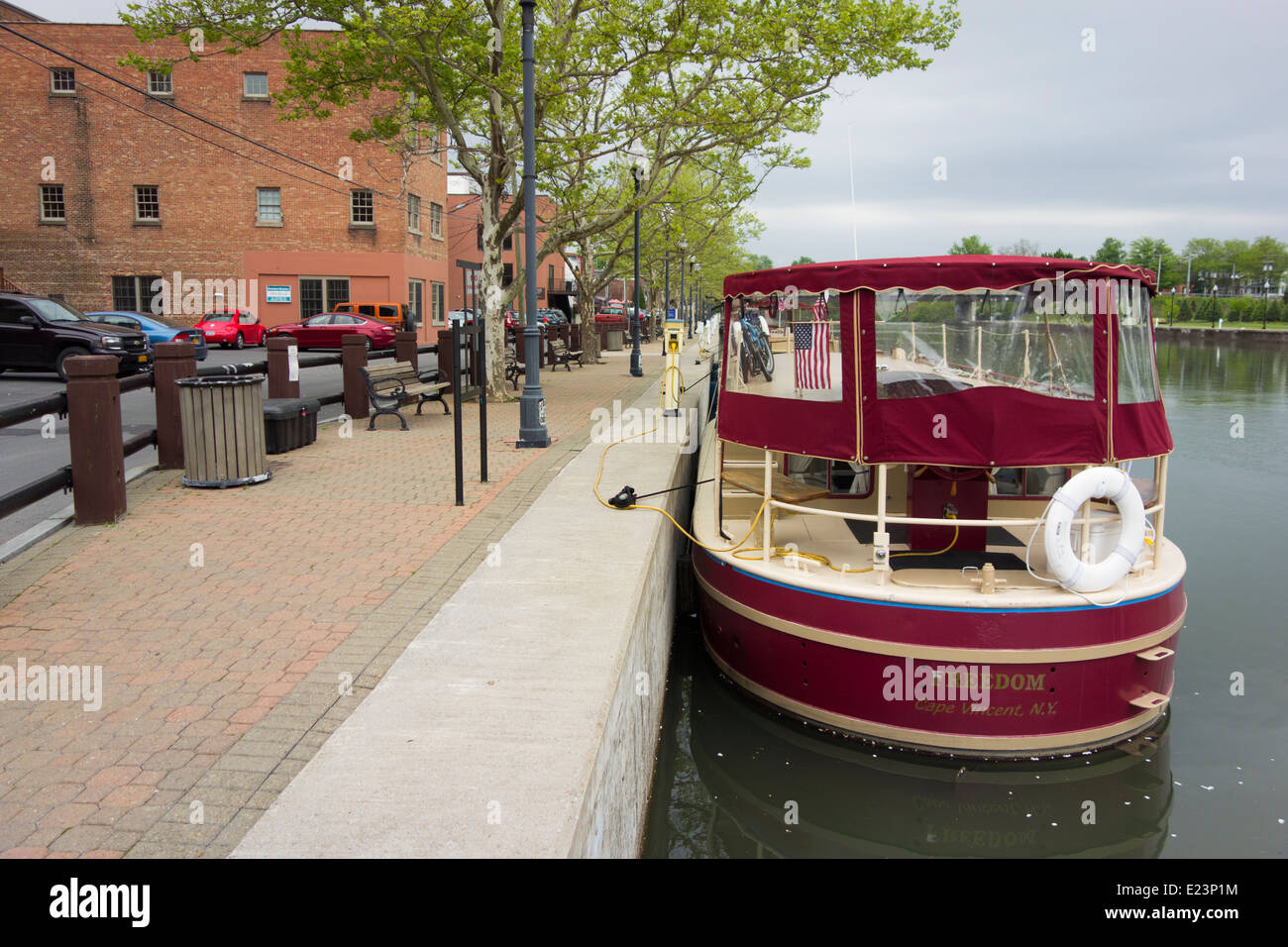 Seneca falls new york bridge hires stock photography and images Alamy