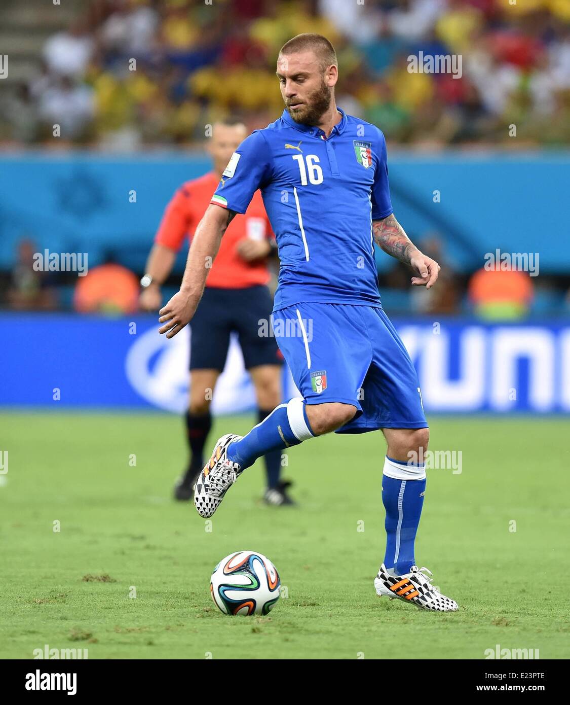 Manaus, Brazil. 14th June, 2014. Daniele De Rossi (Italy) Group D match between England and Italy of 2014 FIFA World Cup at the Arena Amazonia Stadium in Manaus, Brazil, June 14, 2014. Credit:  Action Plus Sports/Alamy Live News Stock Photo