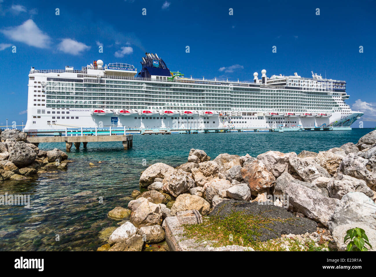 The Norwegian cruise ship Epic docked in Ocho Rios, Jamaica Stock Photo