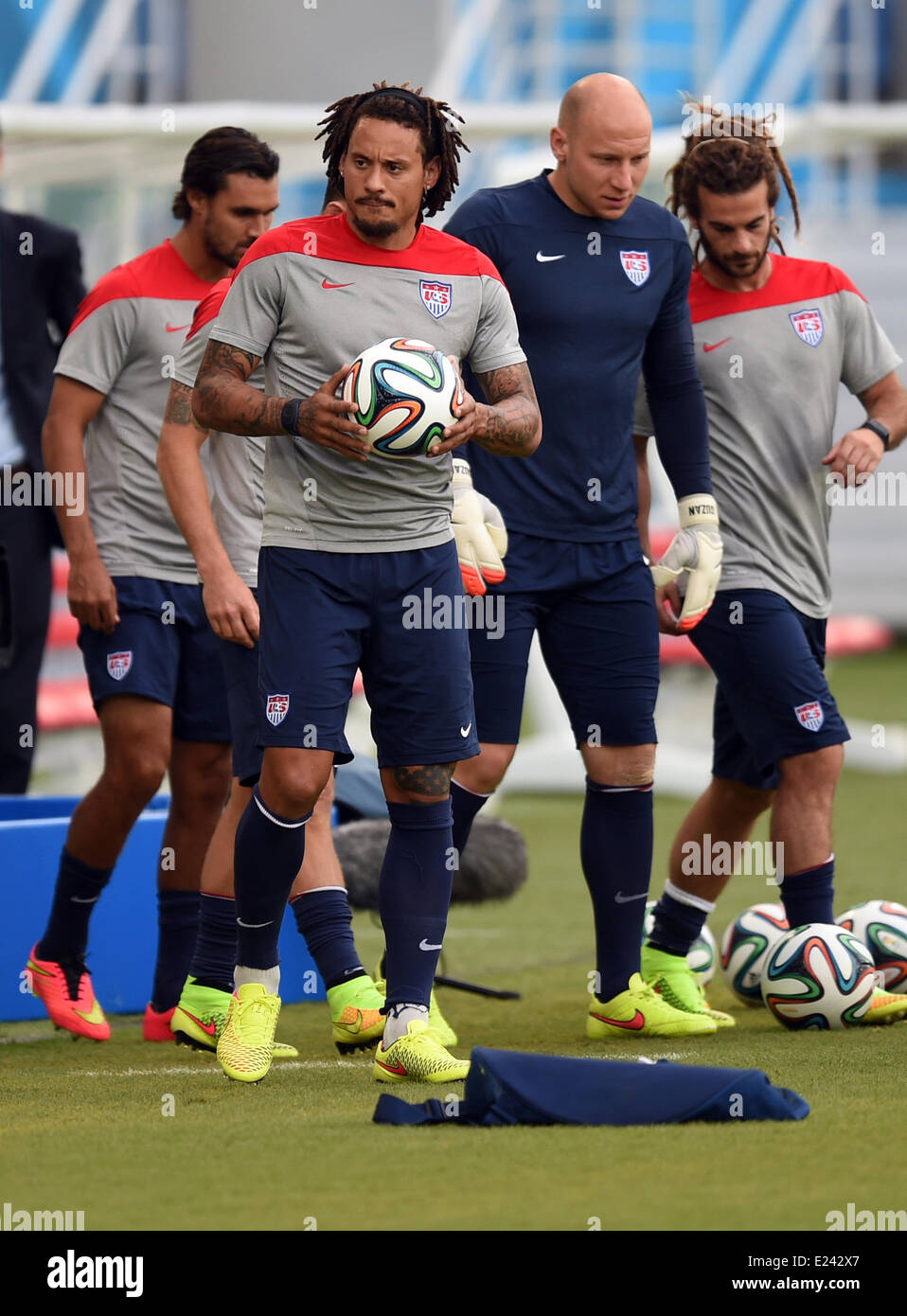 Natal, Brazil. 15th June, 2014. Jermaine Jones (2-L) and goalkeeper Brad Guzan (2-R) seen during a training session of USA's national soccer team at the Arena das Dunas Stadium in Natal, Brazil, 15 June 2014. Ghana will face USA in their group G preliminary round match at the FIFA World Cup 2014 on 16 June 2014 in Natal. Photo: Marius Becker/dpa/Alamy Live News Stock Photo