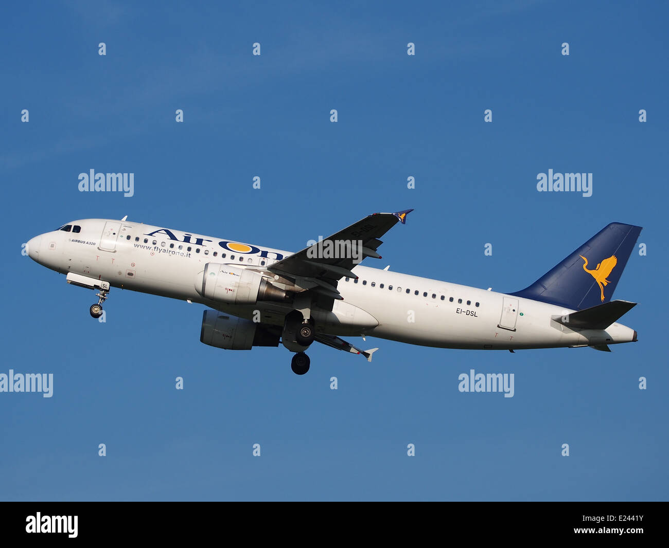 EI-DSL Air One, Airbus A320 takeoff from Schiphol (AMS - EHAM), The Netherlands, 17may2014, pic-3 Stock Photo