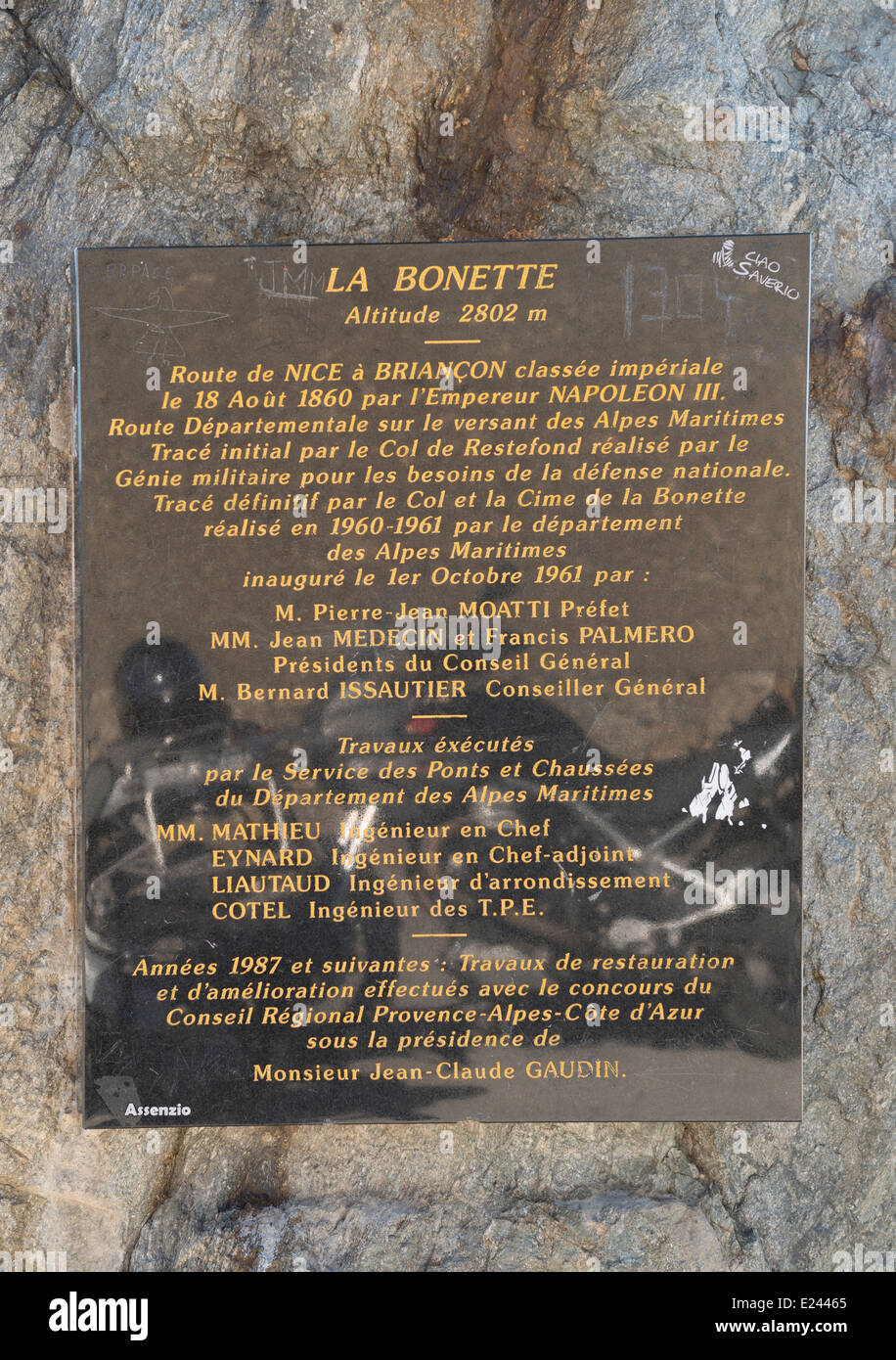 Plaque on summit monument on the Col de la Bonnette Restefond between the  Alpes de Haute Provence and the Alpes Maritimes Stock Photo - Alamy