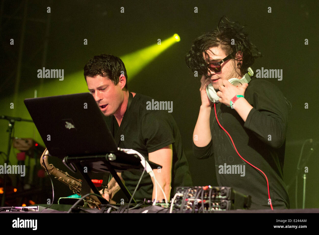 Skrillex live hi-res stock photography and images - Alamy, image size:1300x956