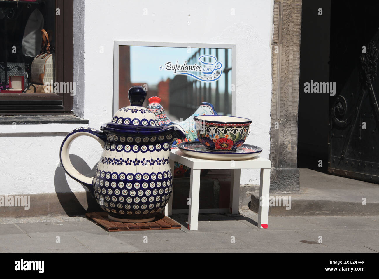 Traditional Polish Ceramics for sale on Freta Street in Warsaw New Town Stock Photo