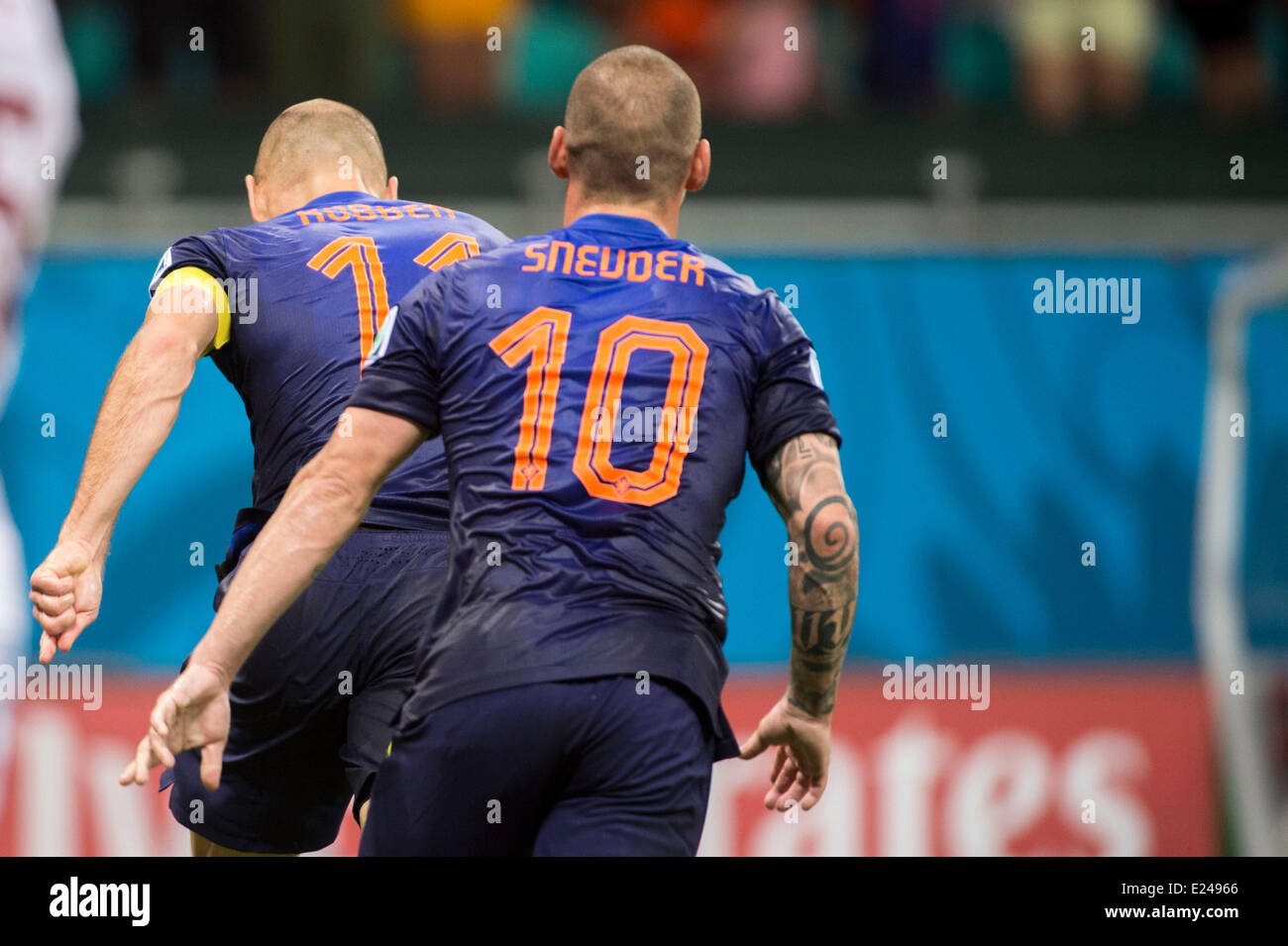 (L-R) Arjen Robben, Wesley Sneijder (NED), JUNE 13, 2014 - Football / Soccer : Netherland's' Arjen Robben celebrates scoring his side's fifth goal during the FIFA World Cup Brazil 2014 Group B match between Spain 1-5 Netherlands at Arena Fonte Nova in Salvador, Brazil. (Photo by Maurizio Borsari/AFLO) Stock Photo