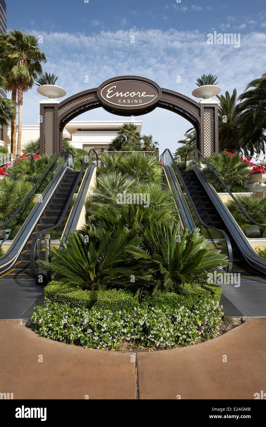 The escalator entrance to the Encore Hotel and Casino from Las Vegas blvd or 'the strip', Las Vegas, Nevada, USA. Stock Photo