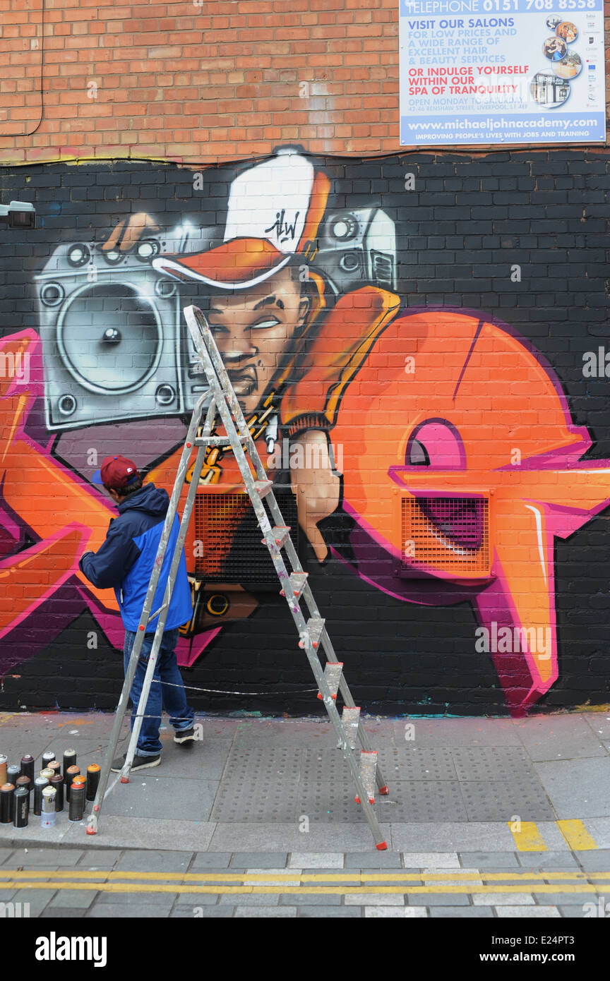 Graffiti artist liverpool hires stock photography and images Alamy