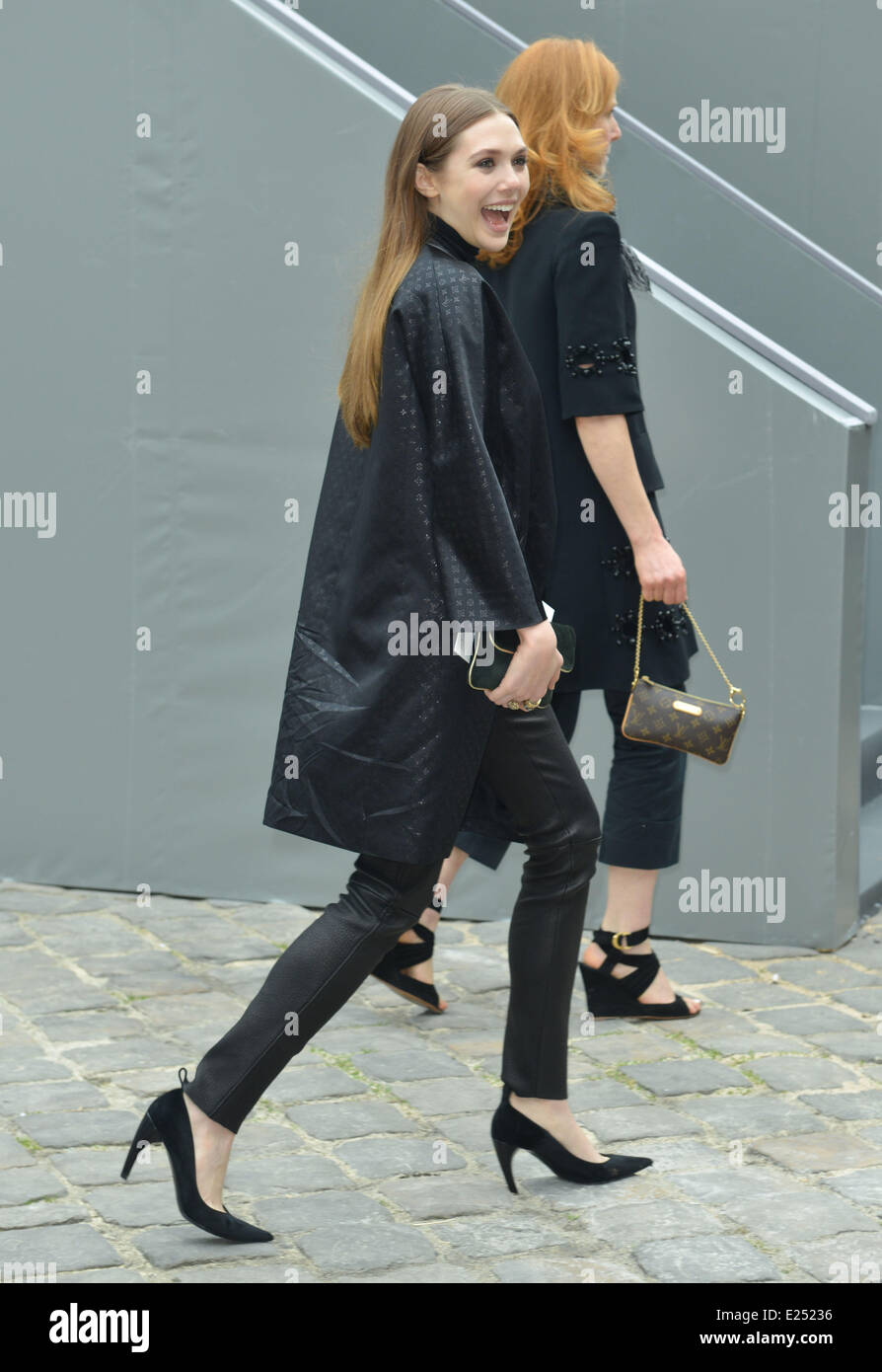 Paris Fashion Week - Autumn/Winter 2013 - Louis Vuitton - Outside