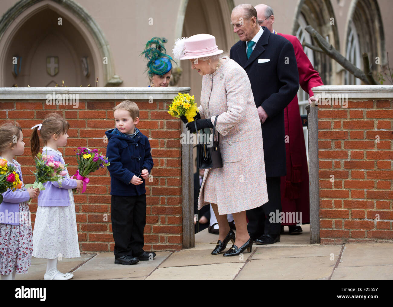 Members of the British Royal Family join Queen Elizabeth II for the(01)