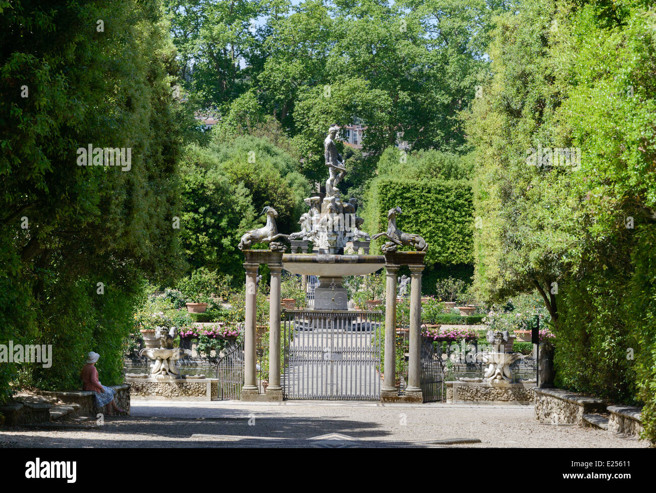 One of the approaches to the Isolotto in the Boboli Gardens in Florence Stock Photo