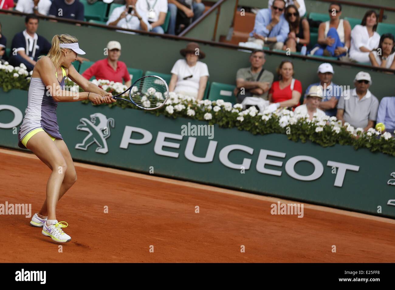 Roland Garros French Open Tennis Womens Semi Final Maria Sharapova Vs Victoria Azarenka