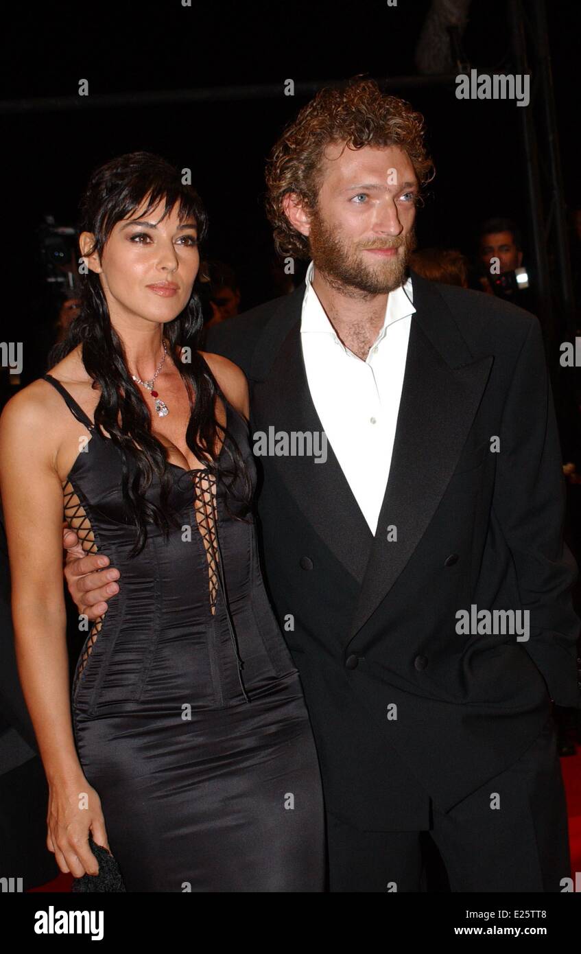 Monica Bellucci and Vincent Cassel separated after 14 years of marriage by  mutual agreement Featuring: Monica Bellucci,Vincent Cassel When: 25 May  2002 Stock Photo - Alamy