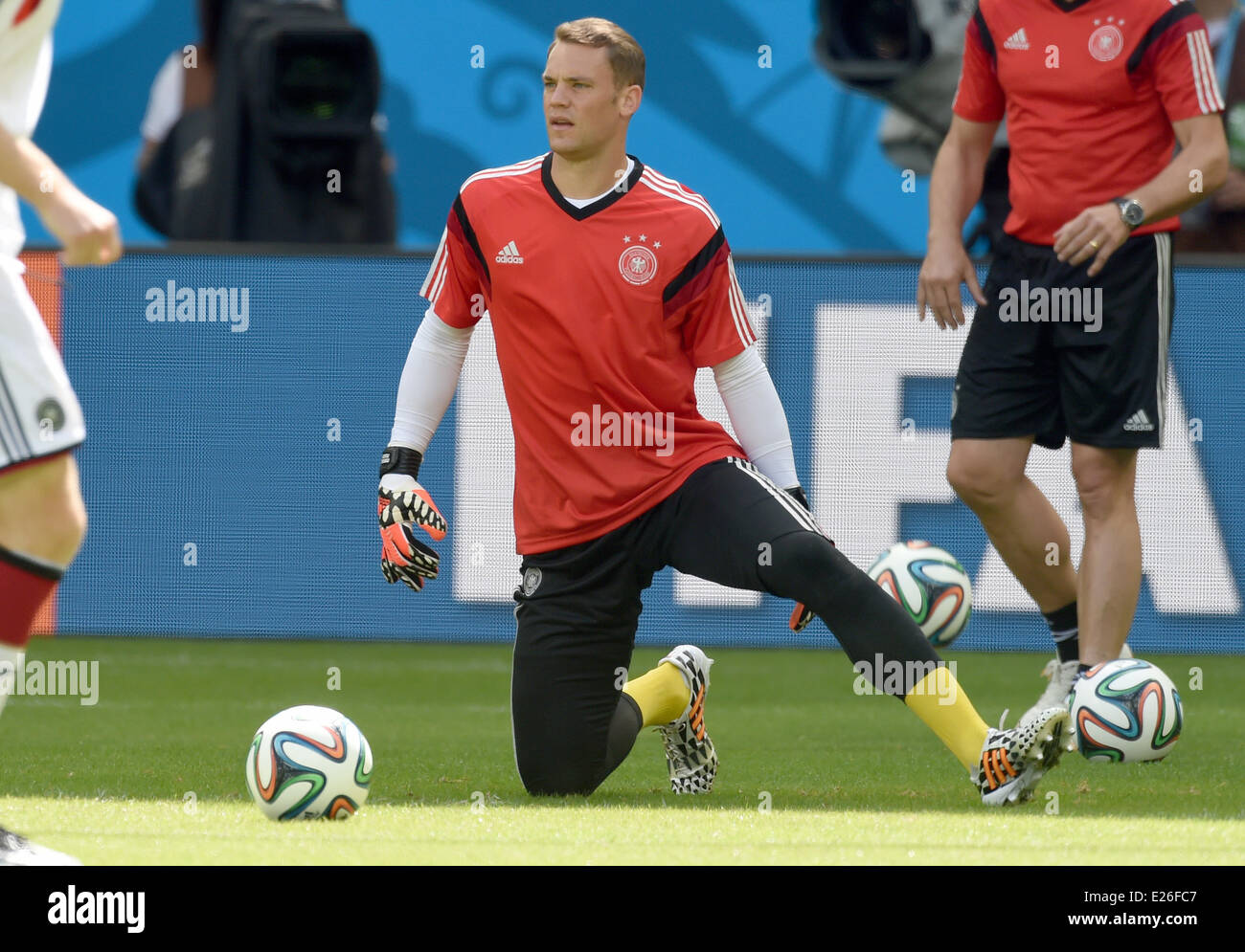 Salvador da Bahia, Brazil. 16th June, 2014. Salvador da Bahia, Brazil.  16th June, 2014. Goalkeeper Manuel Neuer of Germany warms up prior to the FIFA World Cup 2014 group G preliminary round match between Germany and Portugal at the Arena Fonte Nova Stadium in Salvador da Bahia, Brazil, 16 June 2014. Photo: Marcus Brandt/dpa/Alamy Live News EDITORIAL USE ONLY Credit:  dpa picture alliance/Alamy Live News Stock Photo