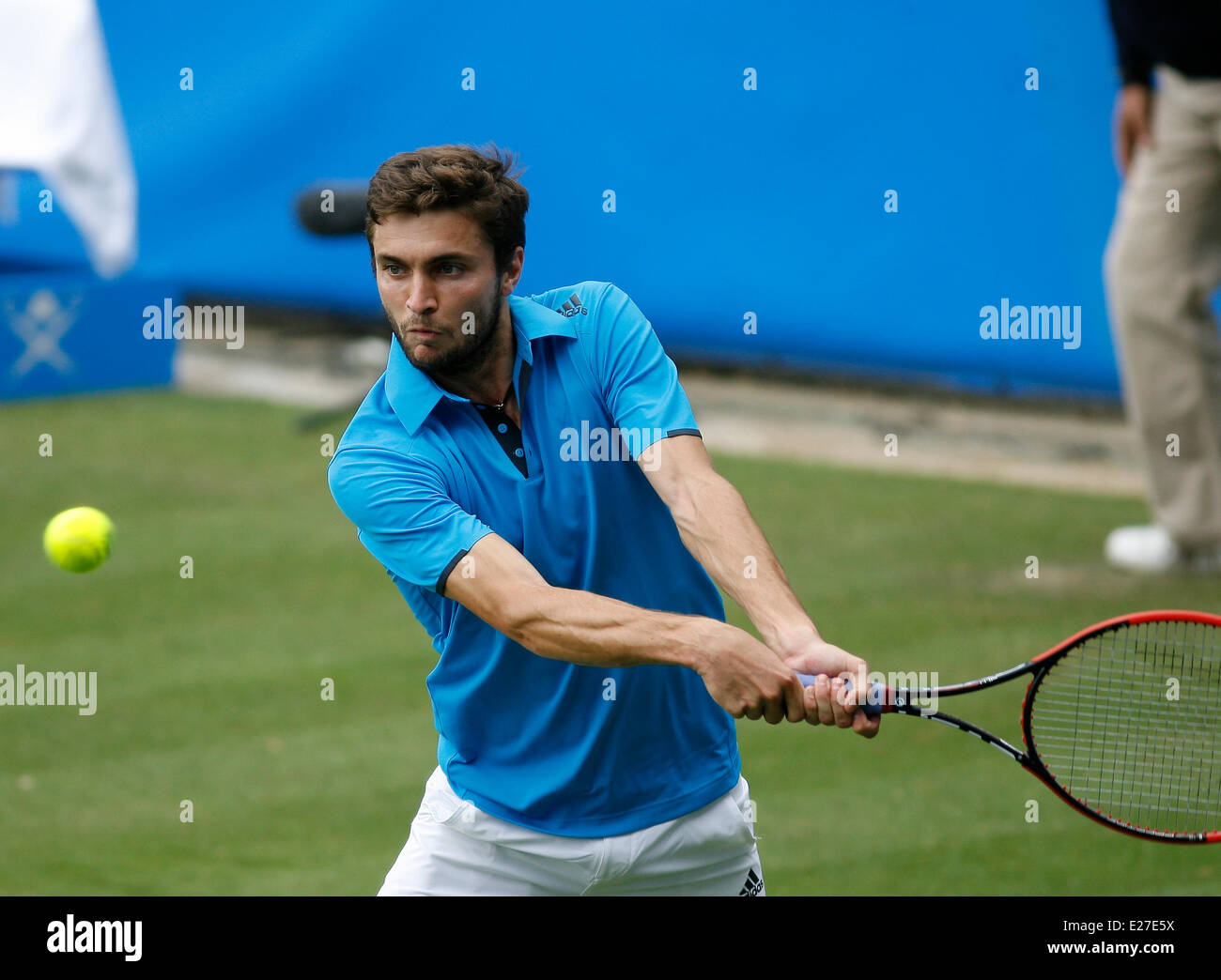 Eastbourne, UK. 16th June, 2014. Aegon International Giles Simon (FRA) defeats Chris Guccione (AUS) by a score 7-6, 6-4 in their1st Round match by a score 6-3, 7-6 at Devonshire Park. Credit:  Action Plus Sports/Alamy Live News Stock Photo