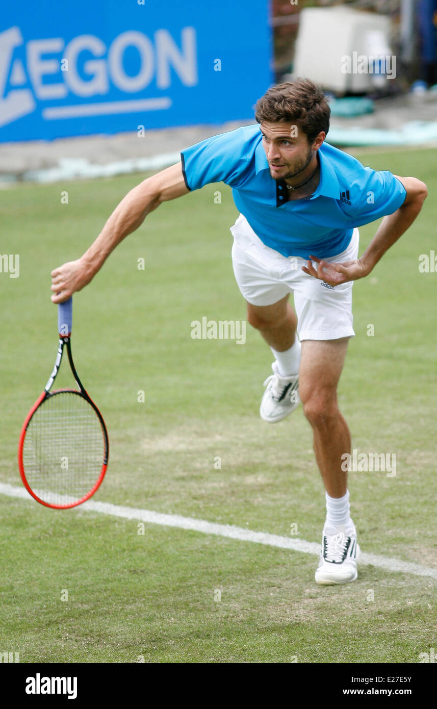 Eastbourne, UK. 16th June, 2014. Aegon International Giles Simon (FRA) defeats Chris Guccione (AUS) by a score 7-6, 6-4 in their 1st Round match at Devonshire Park. Credit:  Action Plus Sports/Alamy Live News Stock Photo