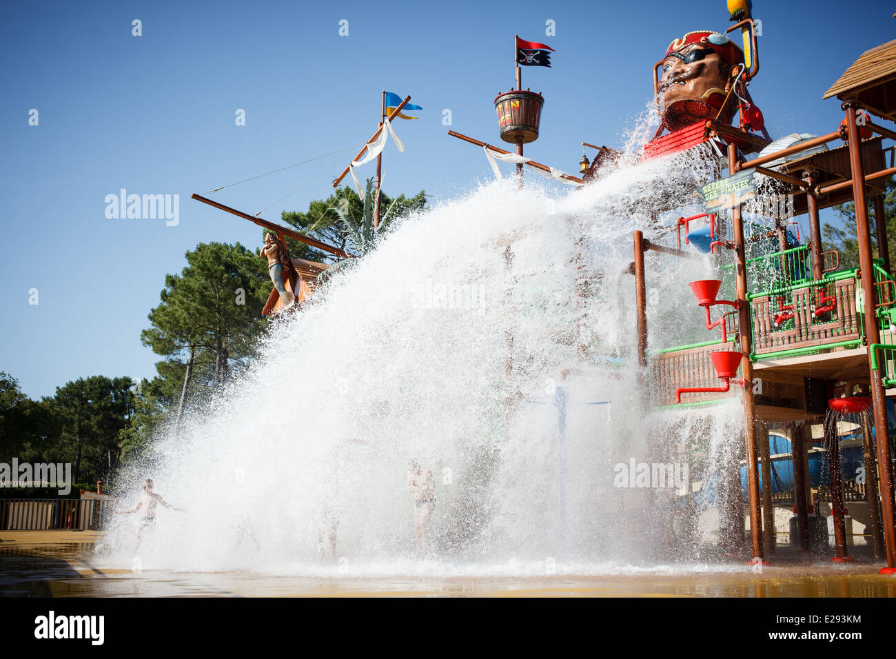 7614 Water Park At Côte Dargent Campground Hourtin Plage