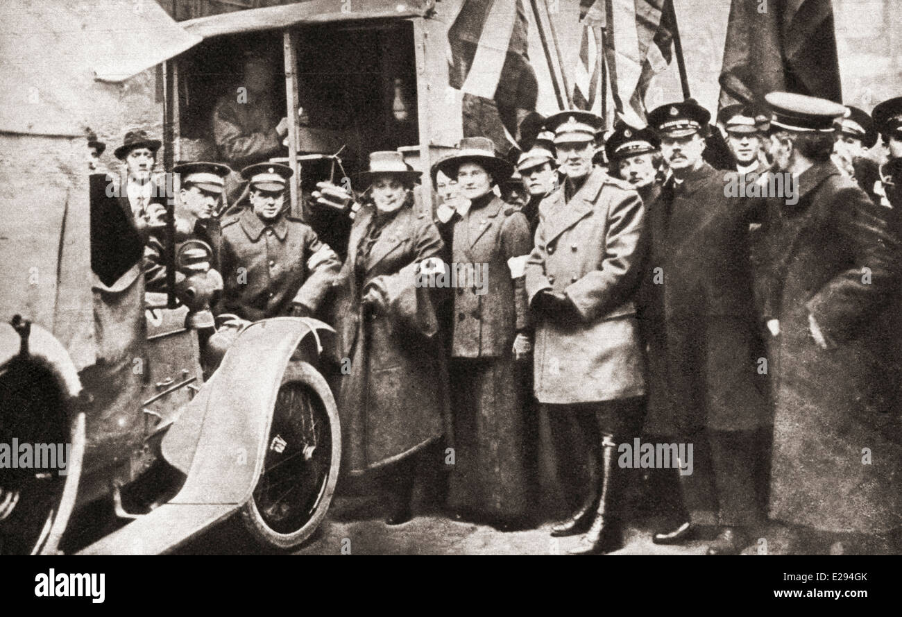 Salvation Army officers with a motor ambulance during WWI. Stock Photo