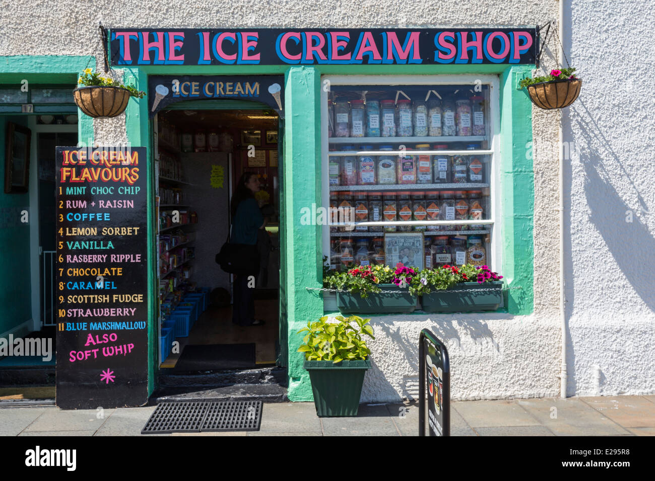 Ice Cream Shop in Pittenweem East Neuk Fife Stock Photo Alamy