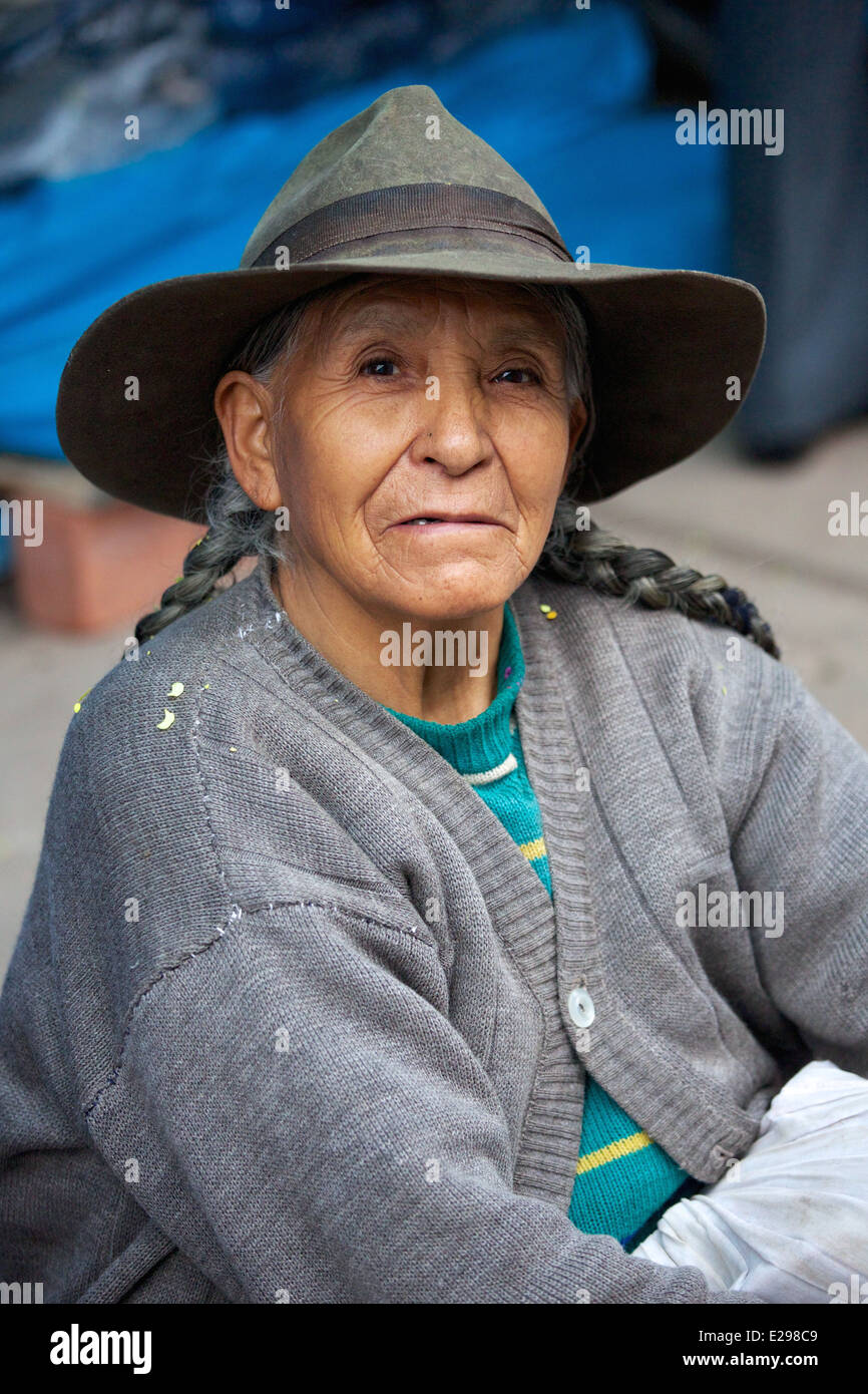 A portrait of a Quechua woman at a market in the Lares Valley in the Andes, Peru, South America Stock Photo