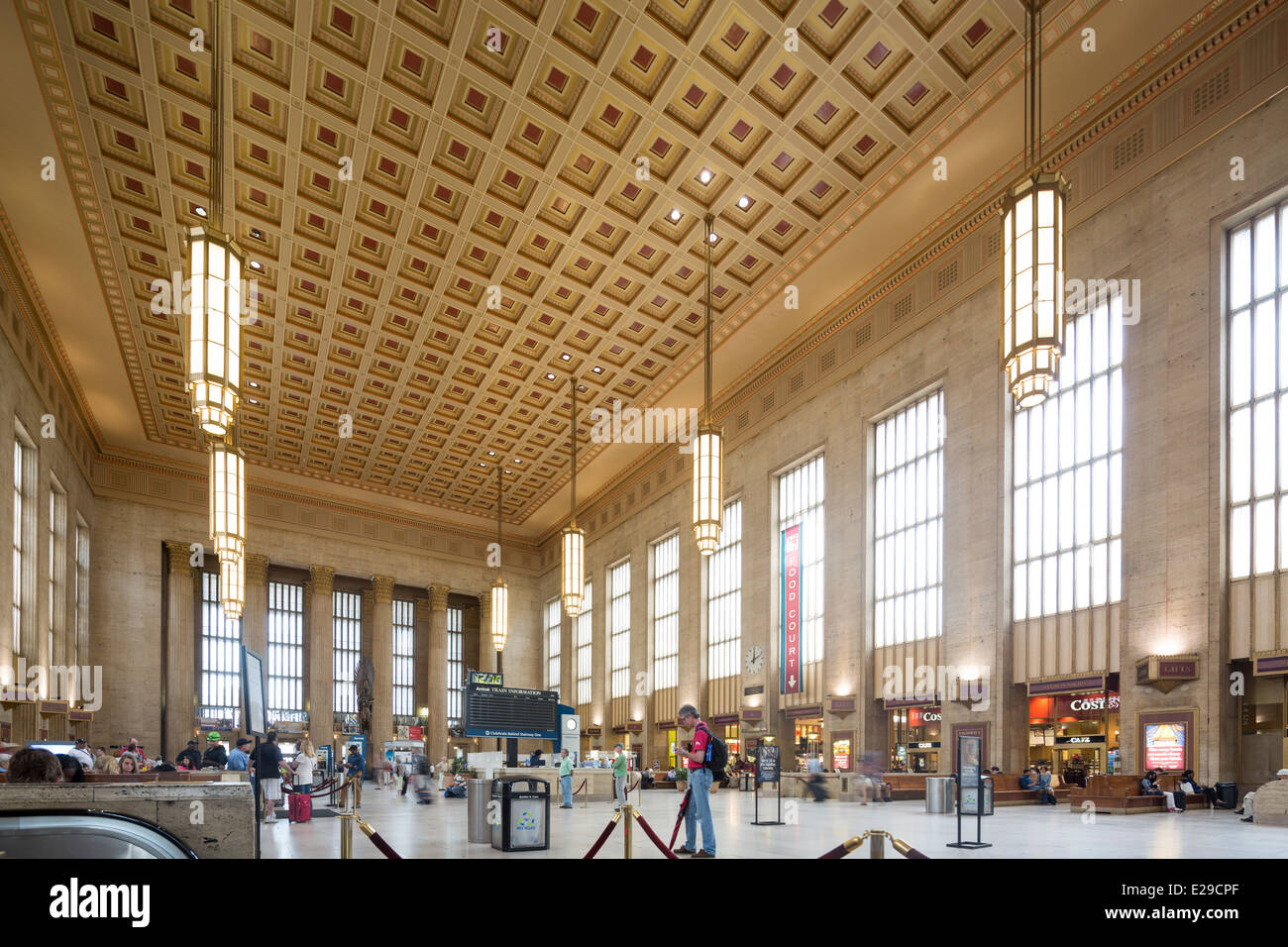 Interior 30th street station philadelphia hi-res stock photography and 