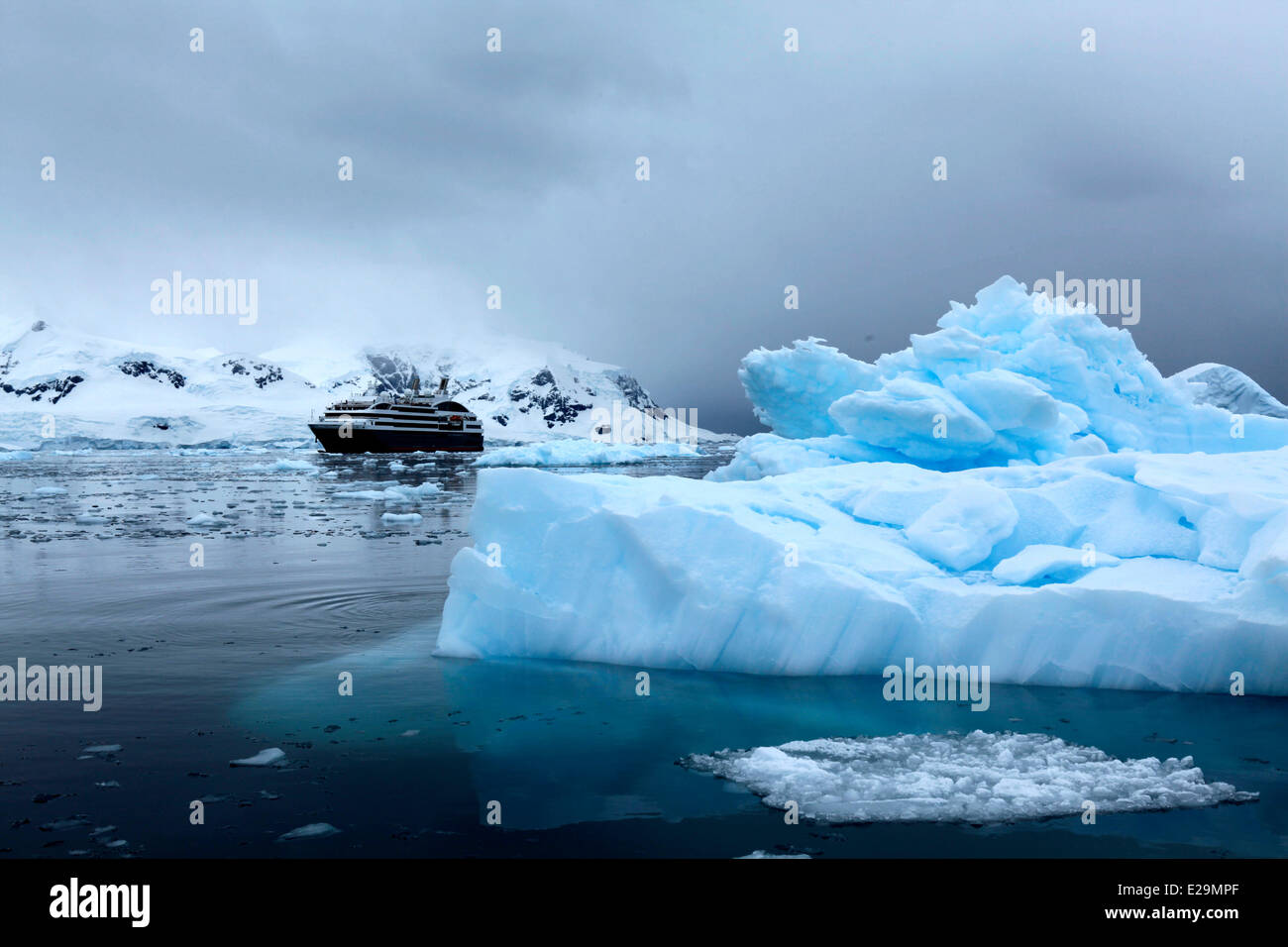 Antarctica, cruise on Boreal ship, the Antarctic Peninsula, administered under the Antarctic Treaty Systems, Neko Harbor Stock Photo