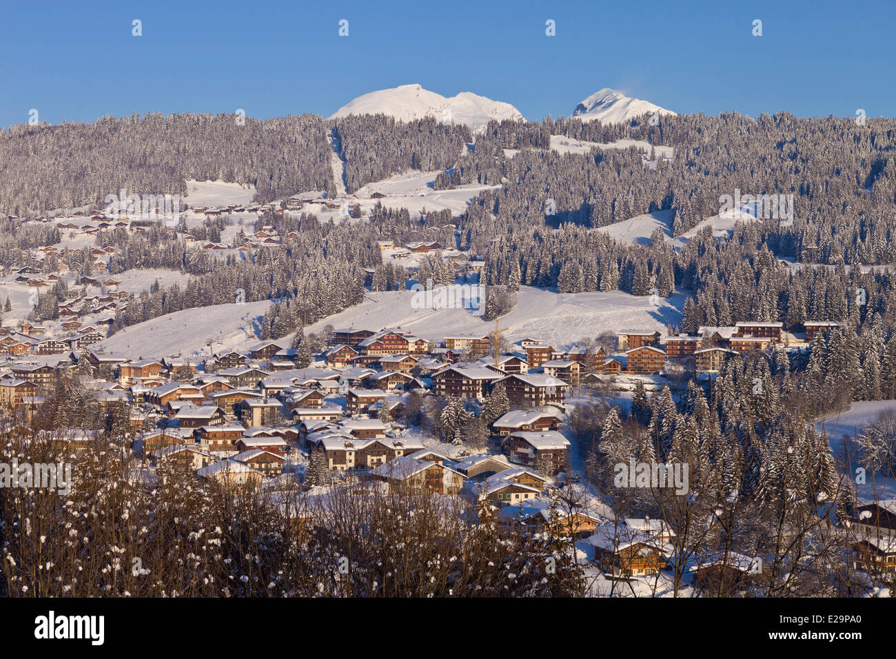 France, Haute Savoie, Domaine des Portes du Soleil skiing area, Les Gets Stock Photo