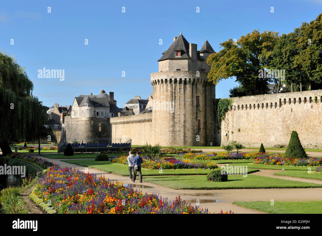 France, Morbihan, Golfe du Morbihan, Vannes, general view of the ramparts and of the garden and Tour du Connetable (the Stock Photo