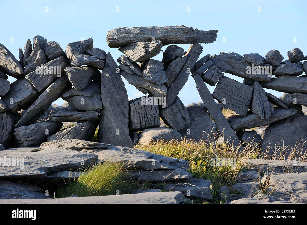 Ireland, County Galway, Aran Islands, Inishmore, Artistically designed old stone wall Stock Photo