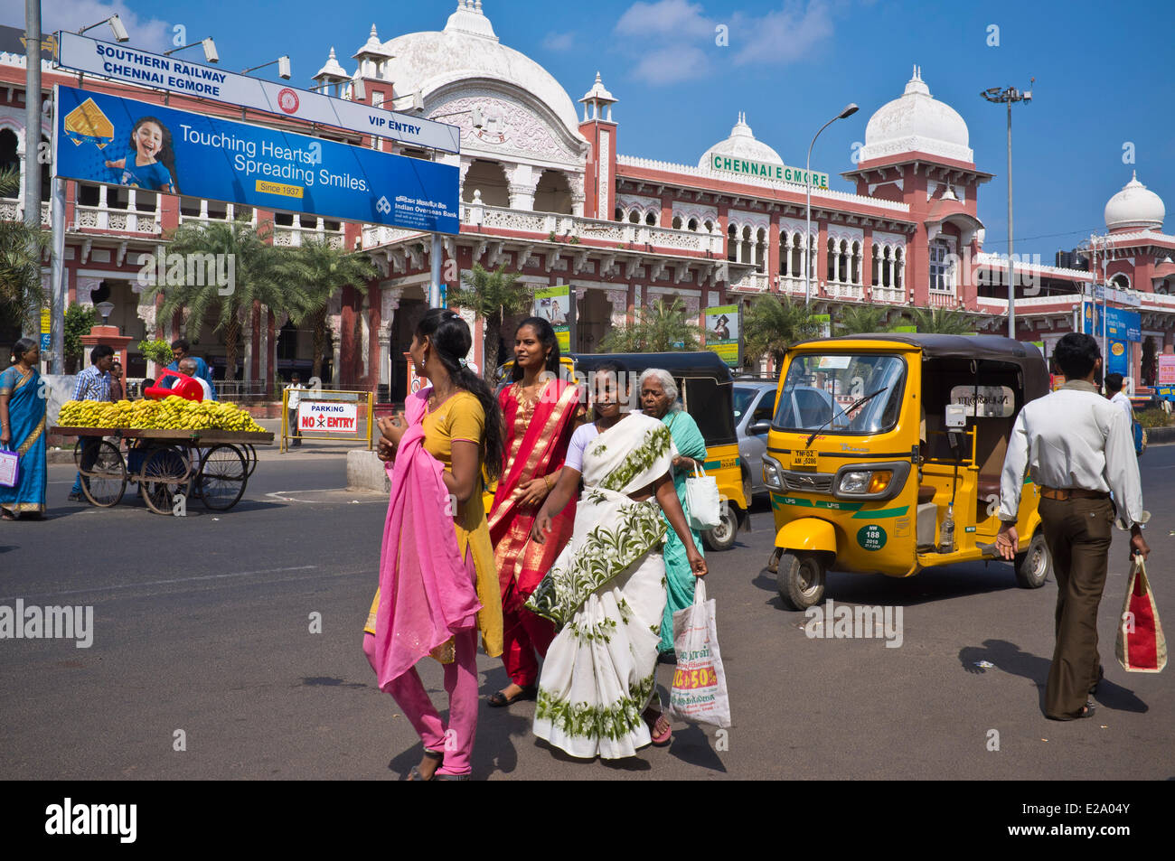 India, Tamil Nadu State, Chennai (Madras), in front of Egmore station, one of the 2 main stations in Chennai Stock Photo