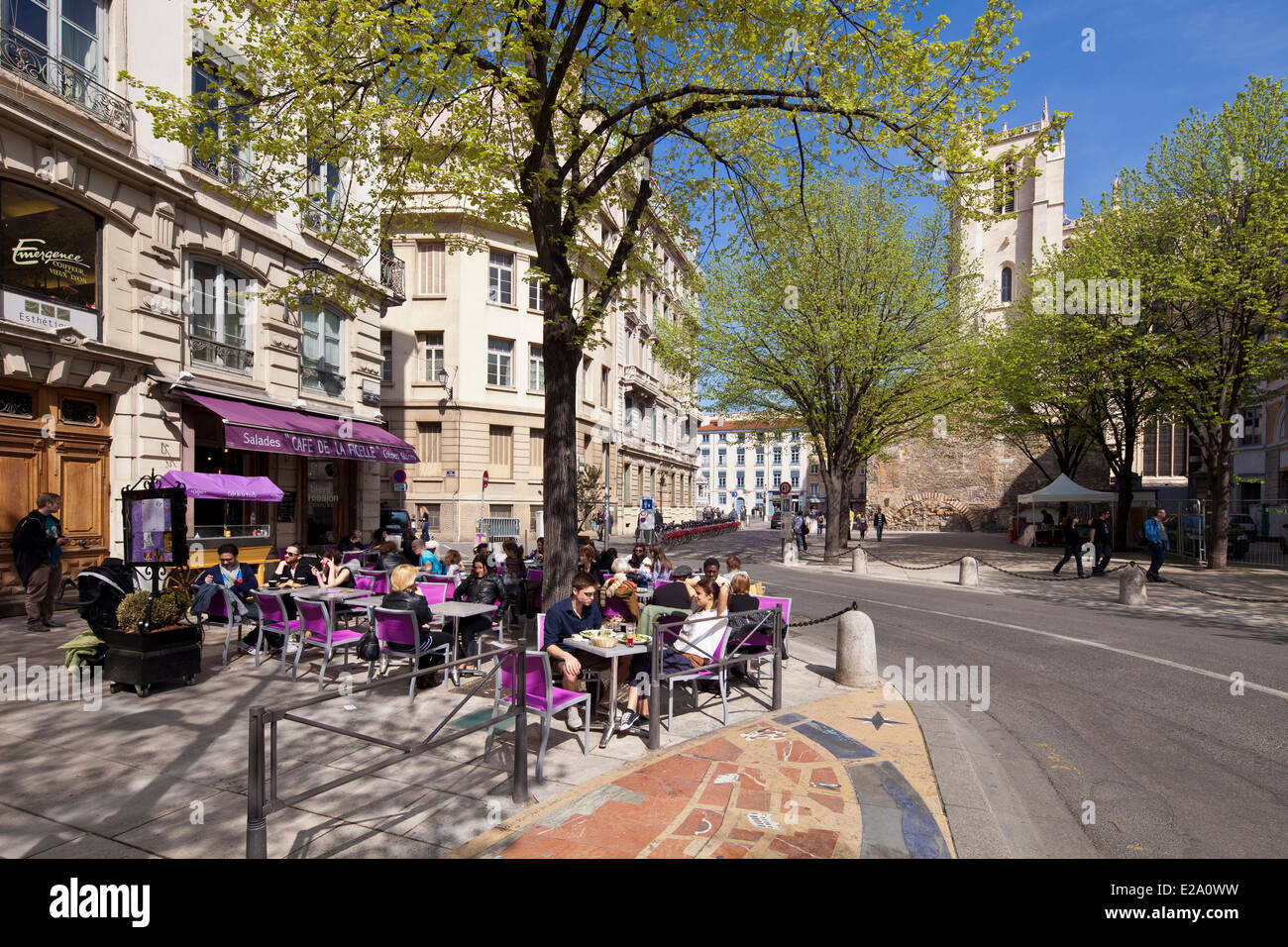 France, Rhone, Lyon, historical site listed as World Heritage by UNESCO, Vieux Lyon (Old Town), Rue du Doyenne with a view of Stock Photo