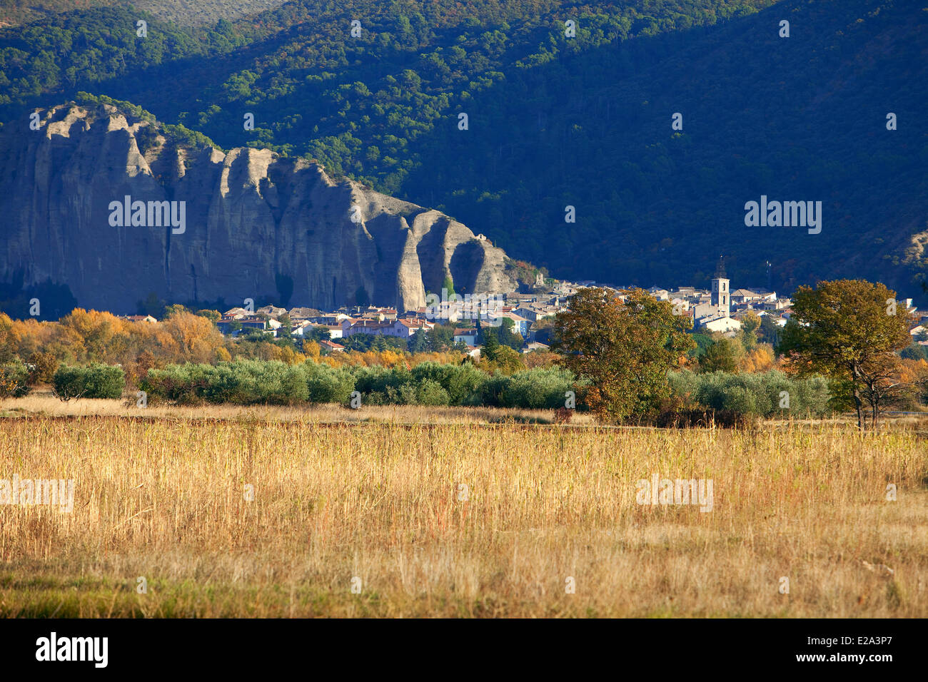 Les mees alpes de haute provence hires stock photography and images