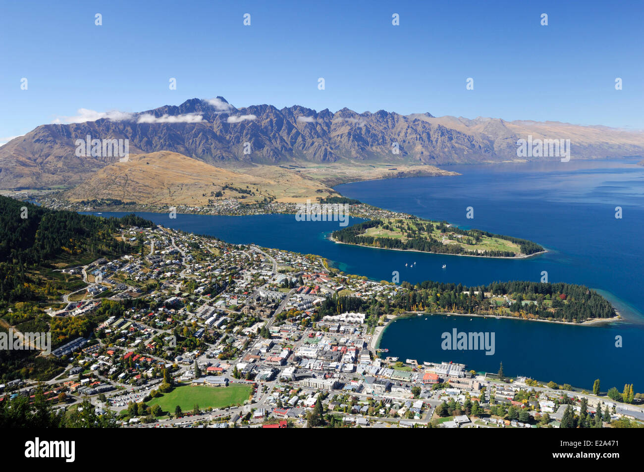 New Zealand, South Island, Region of Otago, Queenstown, Wakatipu Lake ...
