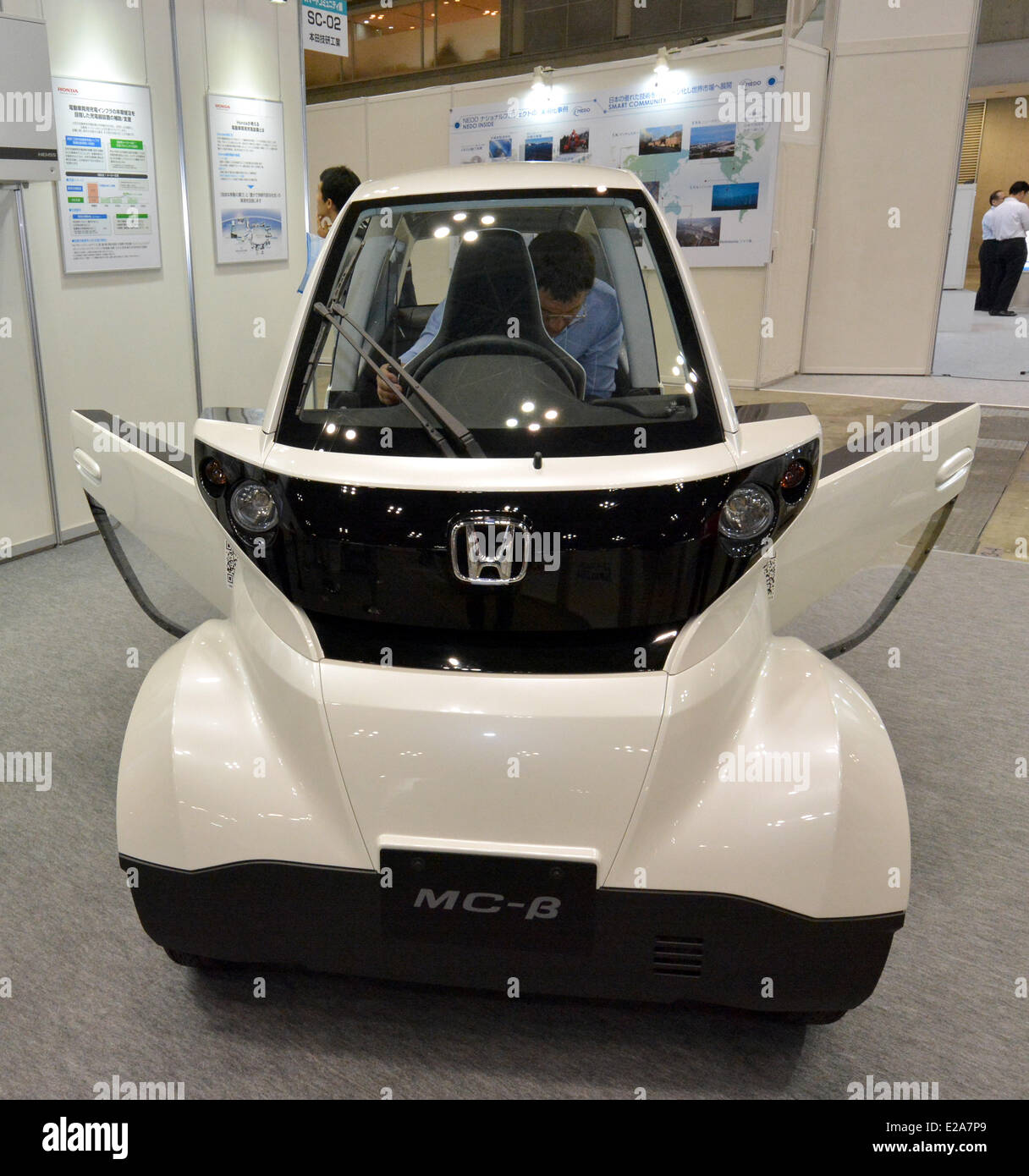 Tokyo, Japan. 18th June, 2014. A Honda's twoseater electric vehicle is