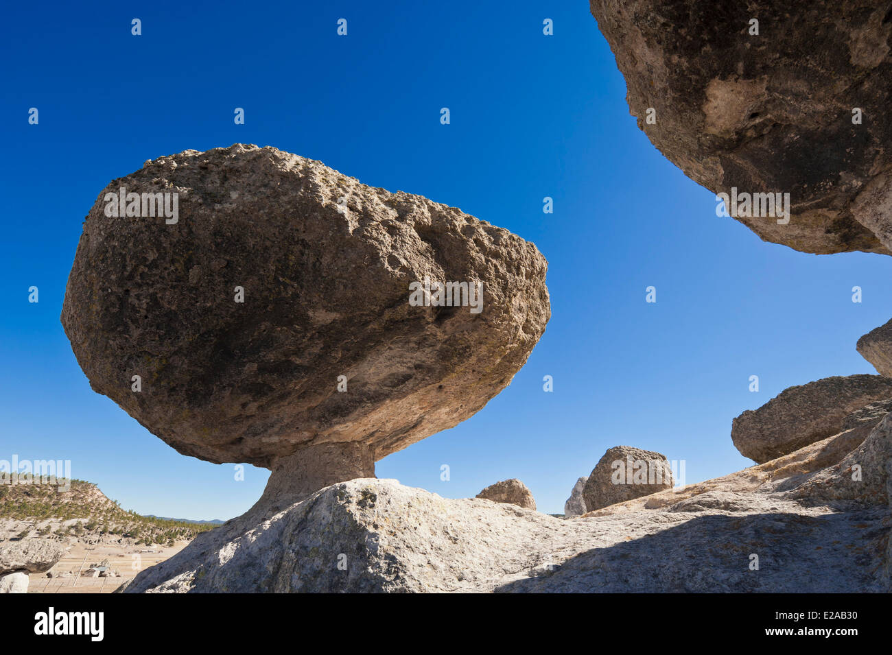 Mexico, Chihuahua state, rock formations in the Valley of las Ranas y los Hongos around Creel Stock Photo
