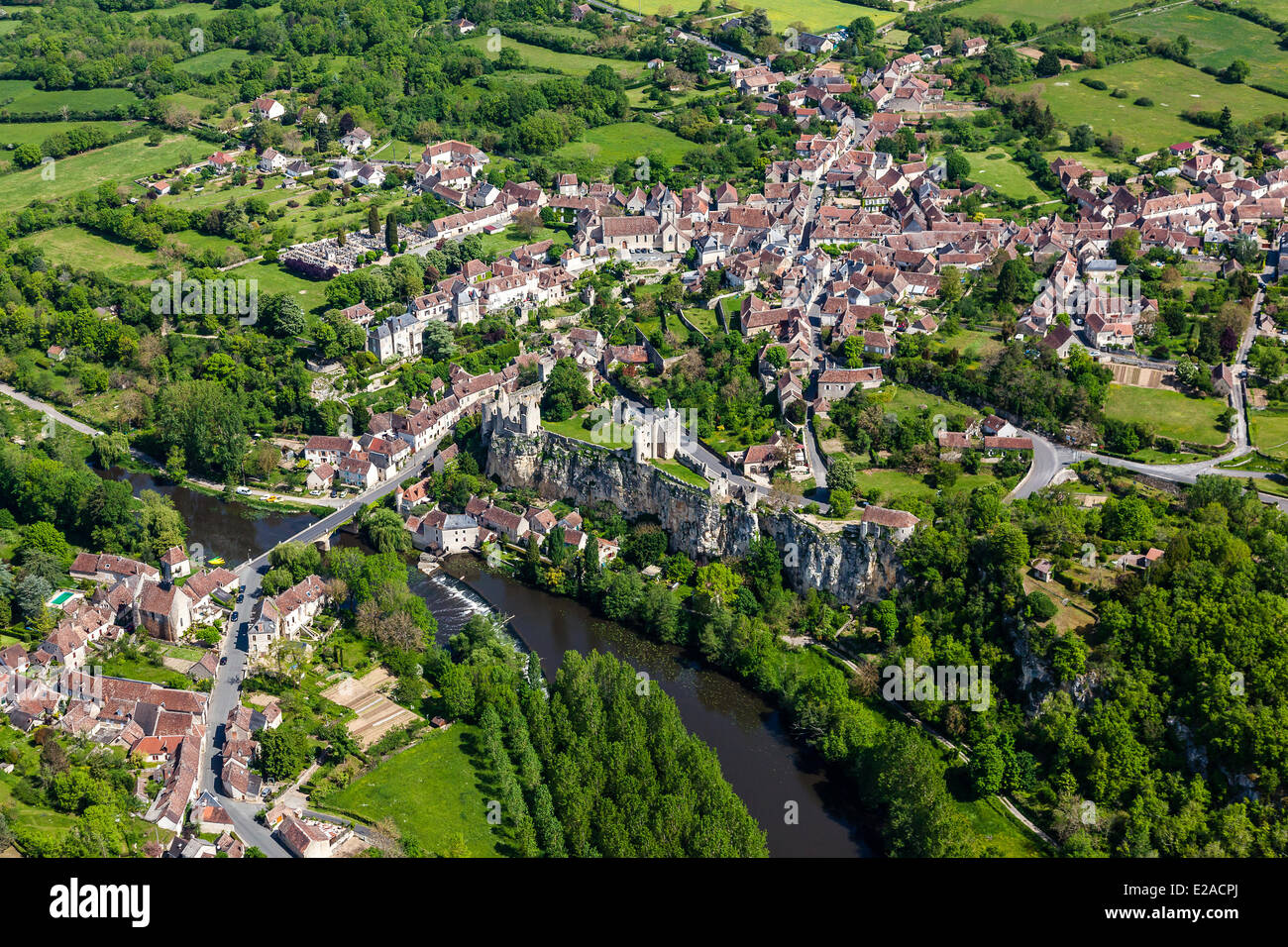 France, Vienne, Angles sur l'Anglin, labelled Les Plus Beaux Villages de France (The Most Beautiful Villages of France) (aerial Stock Photo