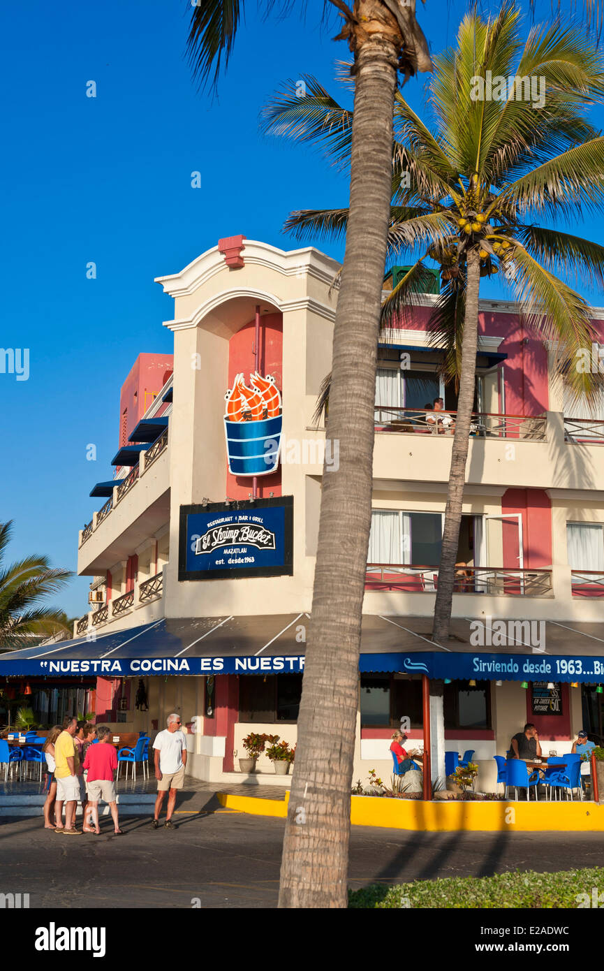 Mexico, Sinaloa state, Mazatlan, along the Malecon (waterfront street