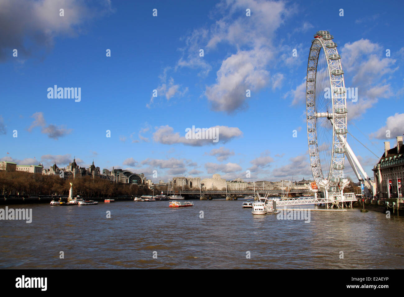 London: Ferris wheel 'London Eye' on the banks of the River Thames Stock Photo