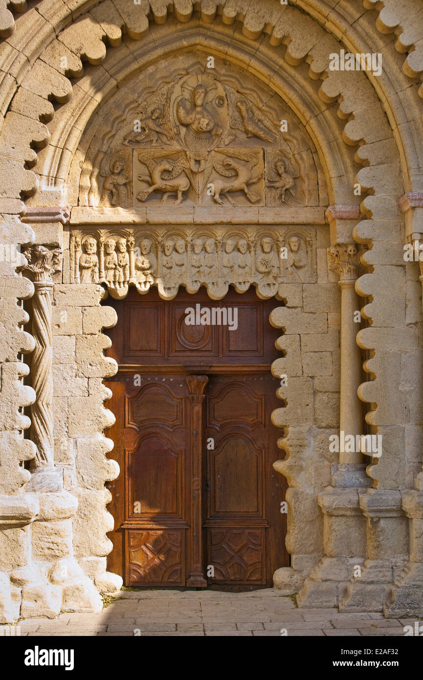 France, Alpes de Haute Provence, Durance Valley, Ganagobie, Abbey Notre Dame de Ganagobie, portal and tympanum Stock Photo