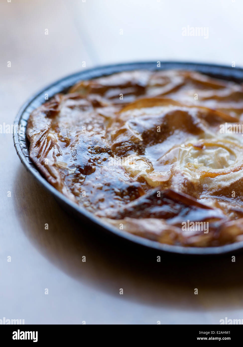 France, Gironde, feature : Le Grand Bordeaux et le bassin d'Arcachon, Artigues pres Bordeaux, La Toque Cuivre restaurant, apple Stock Photo