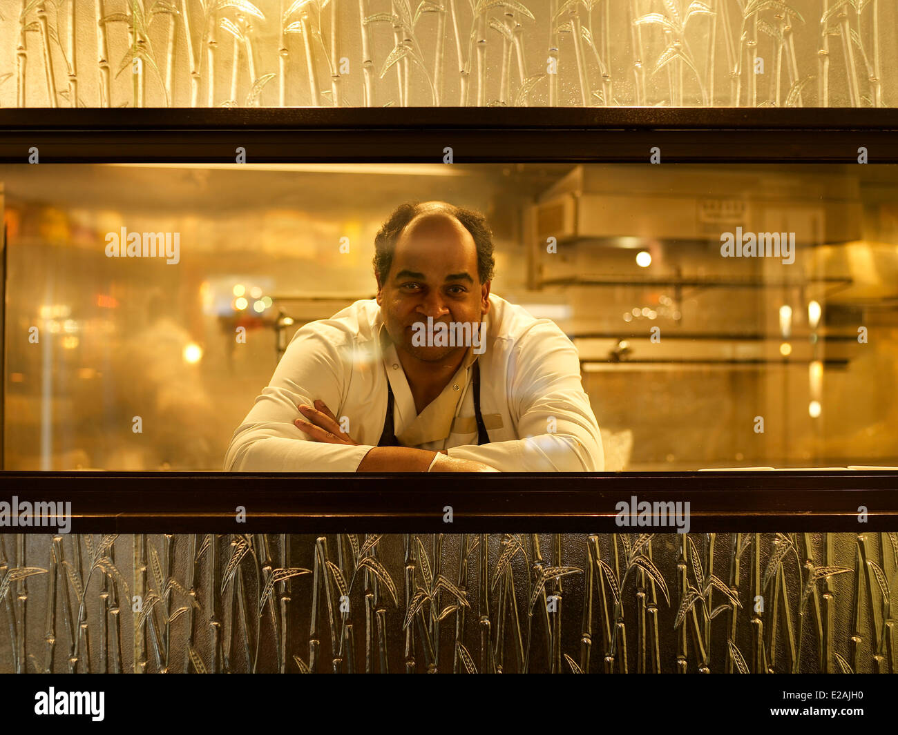 France, Paris, feature : the Big Parisian World, chief of Chamarre Antoine Heerch makes Mauritian cuisine in Montmartre Stock Photo