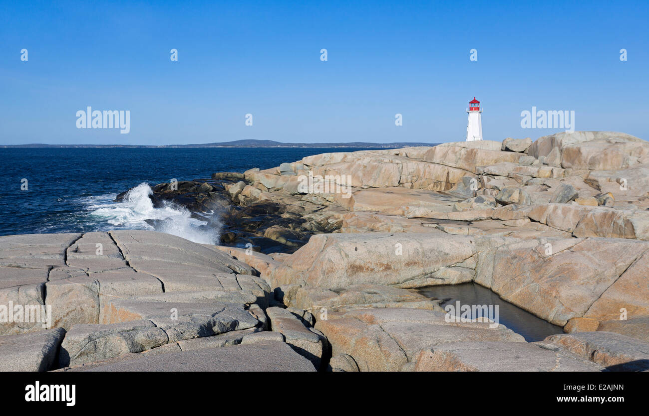 Canada, Nova Scotia, the lighthouse road, Peggy's Cove and its famous
