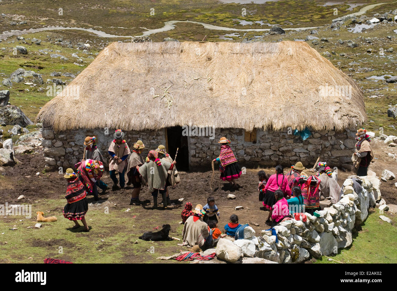 Peru, Carabaya Cordillera, Sinakara Range, Cuzco Province, Q'ero indigenous people, the ultimate descendants of Incas, Japu Stock Photo