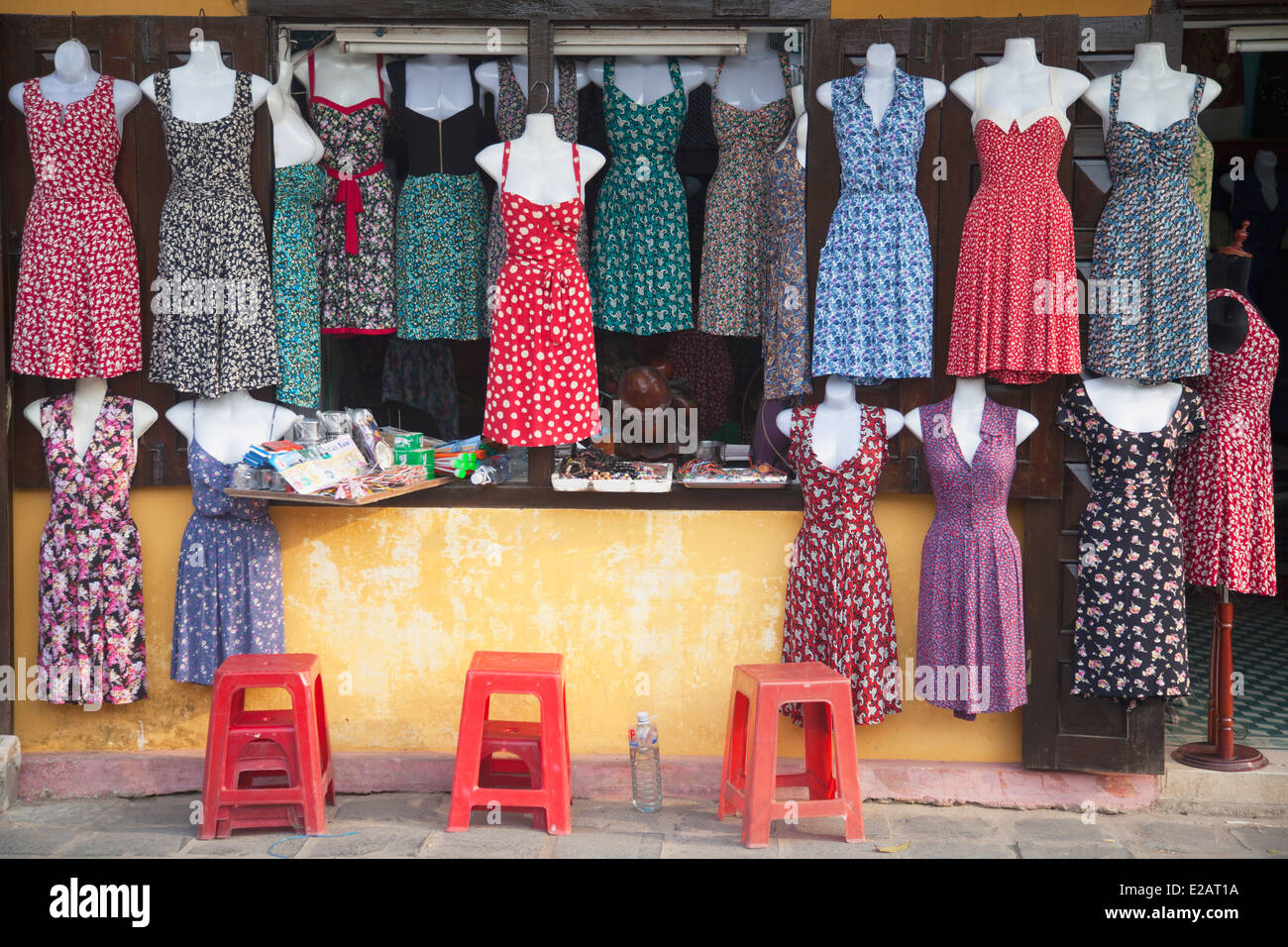 Dress shop, Hoi An (UNESCO World Heritage Site), Quang Ham, Vietnam Stock  Photo - Alamy