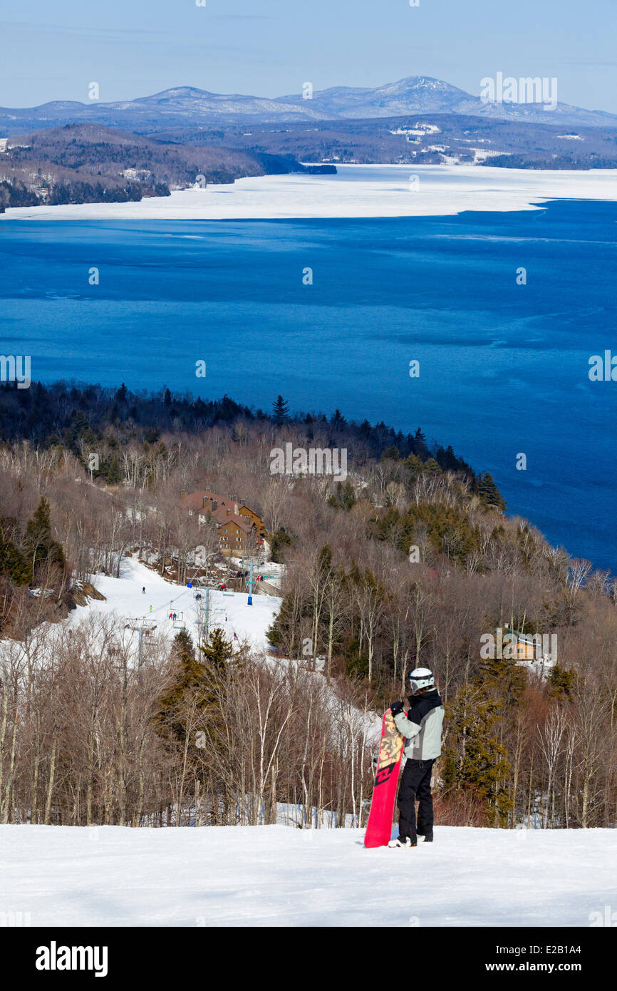 Canada, Quebec province, Eastern Townships (Estrie), Owl's Head ski