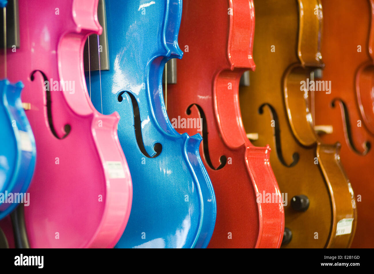 Ireland, County Kerry, Killarney, violins in a music store Stock Photo