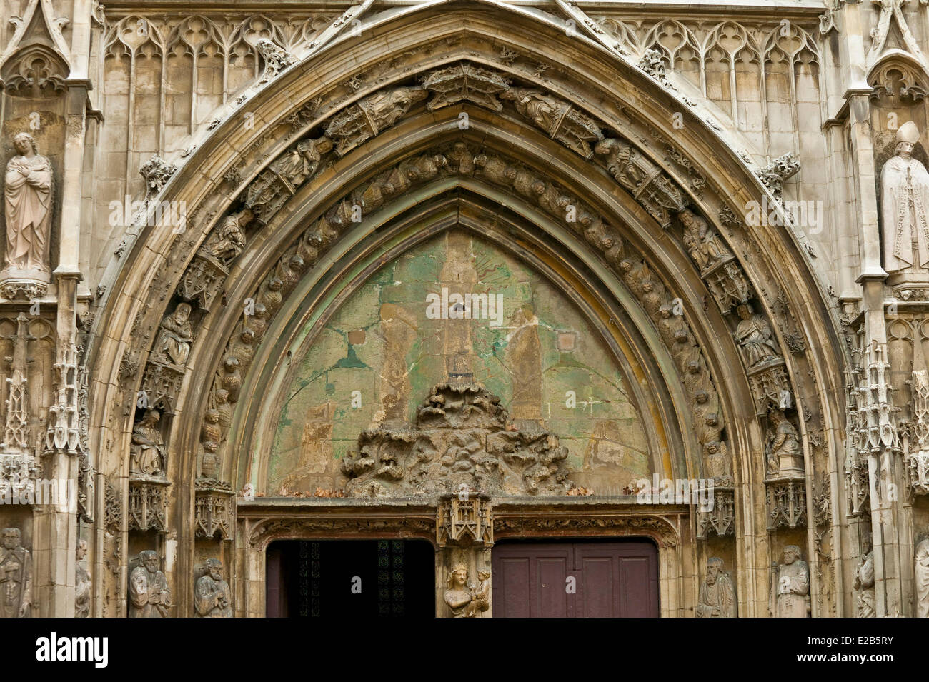 West facade of aix cathedral hi-res stock photography and images - Alamy