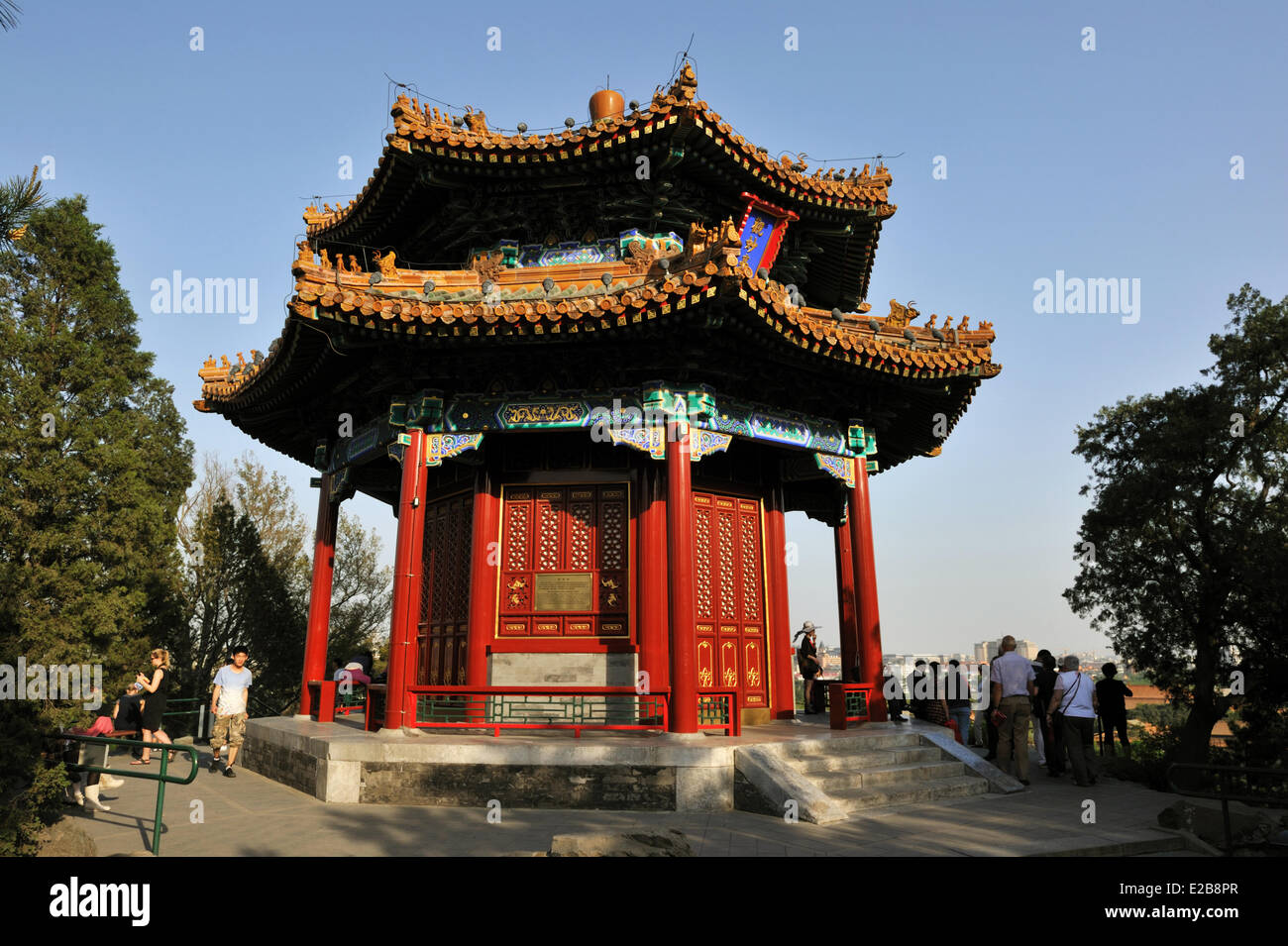 China, Beijing, Temple in the Park of the Coal Hill behind the Forbidden City Stock Photo